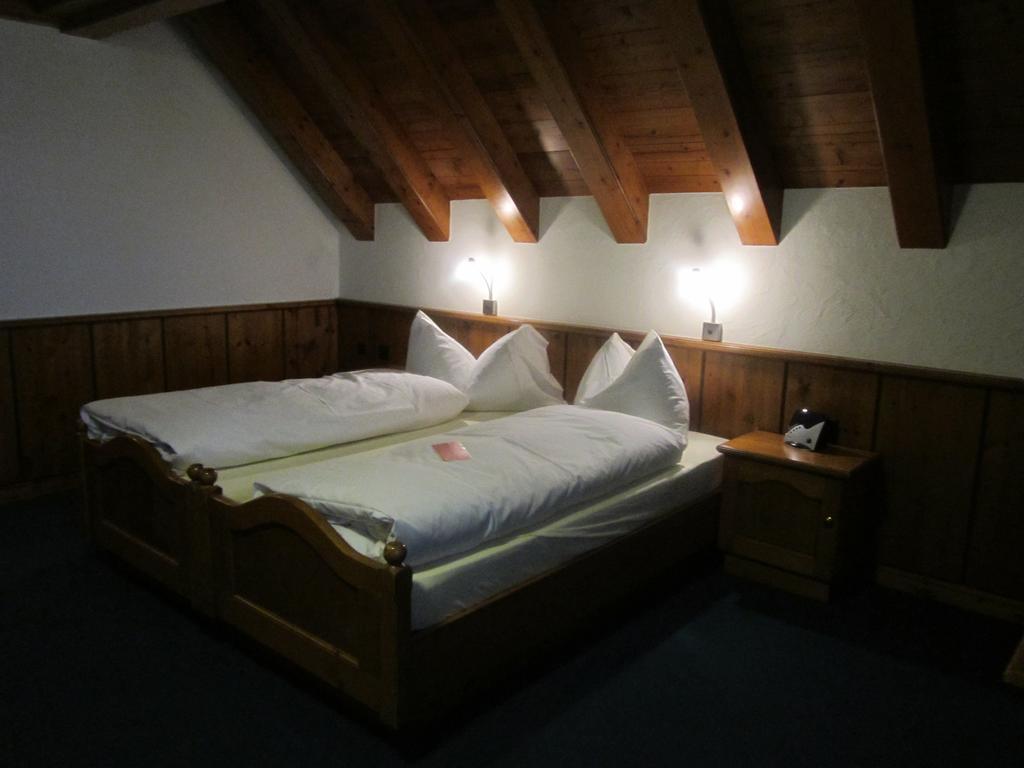 Hotel Zum Kreuz Aarau Exterior foto
