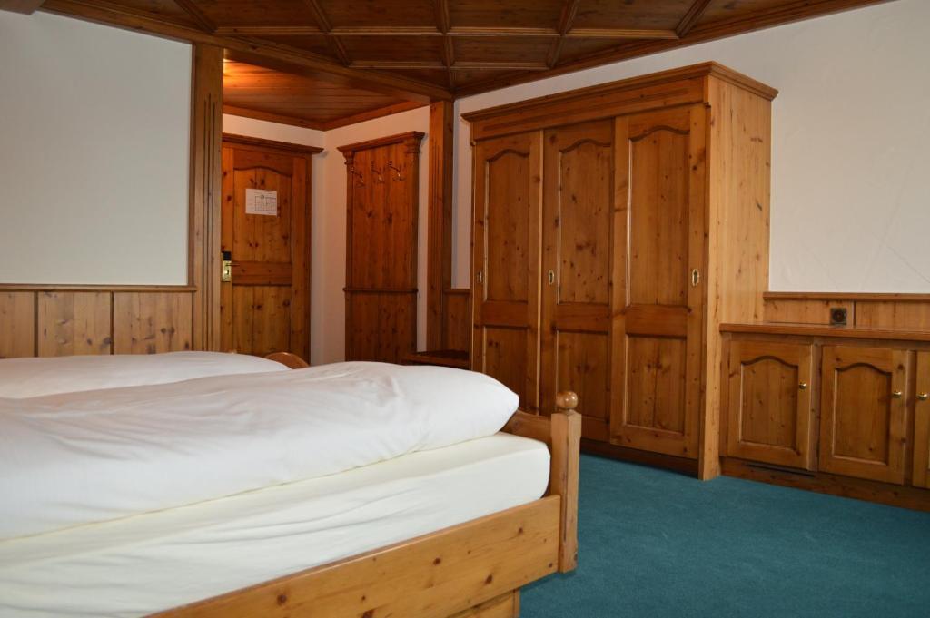 Hotel Zum Kreuz Aarau Habitación foto